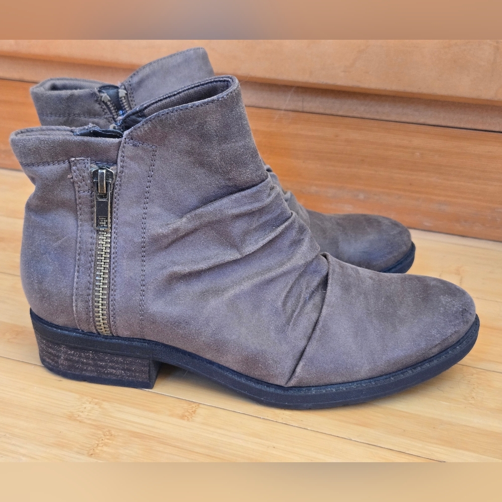 BareTraps Gray Ankle Booties with Zipper